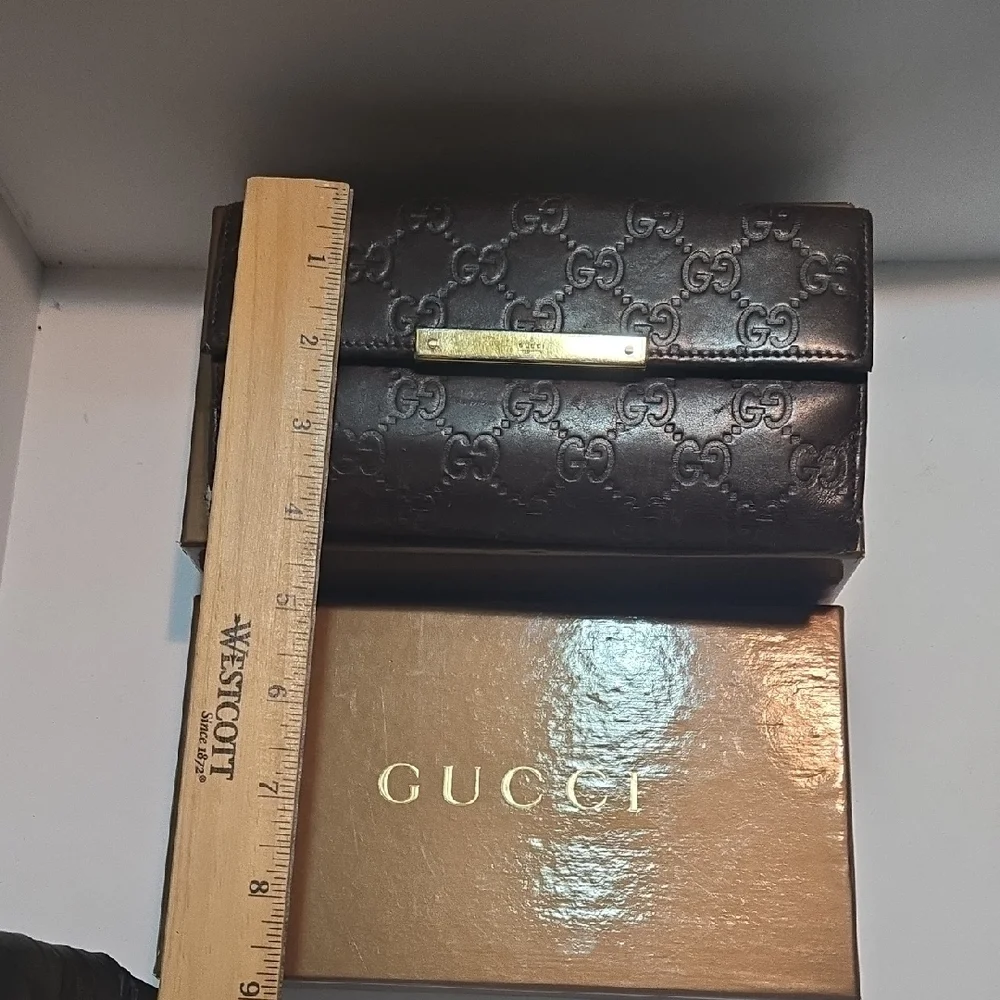 Gucci Dark Brown Embossed Leather Wallet - Picture 16 of 16